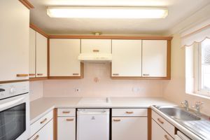 Kitchen- click for photo gallery